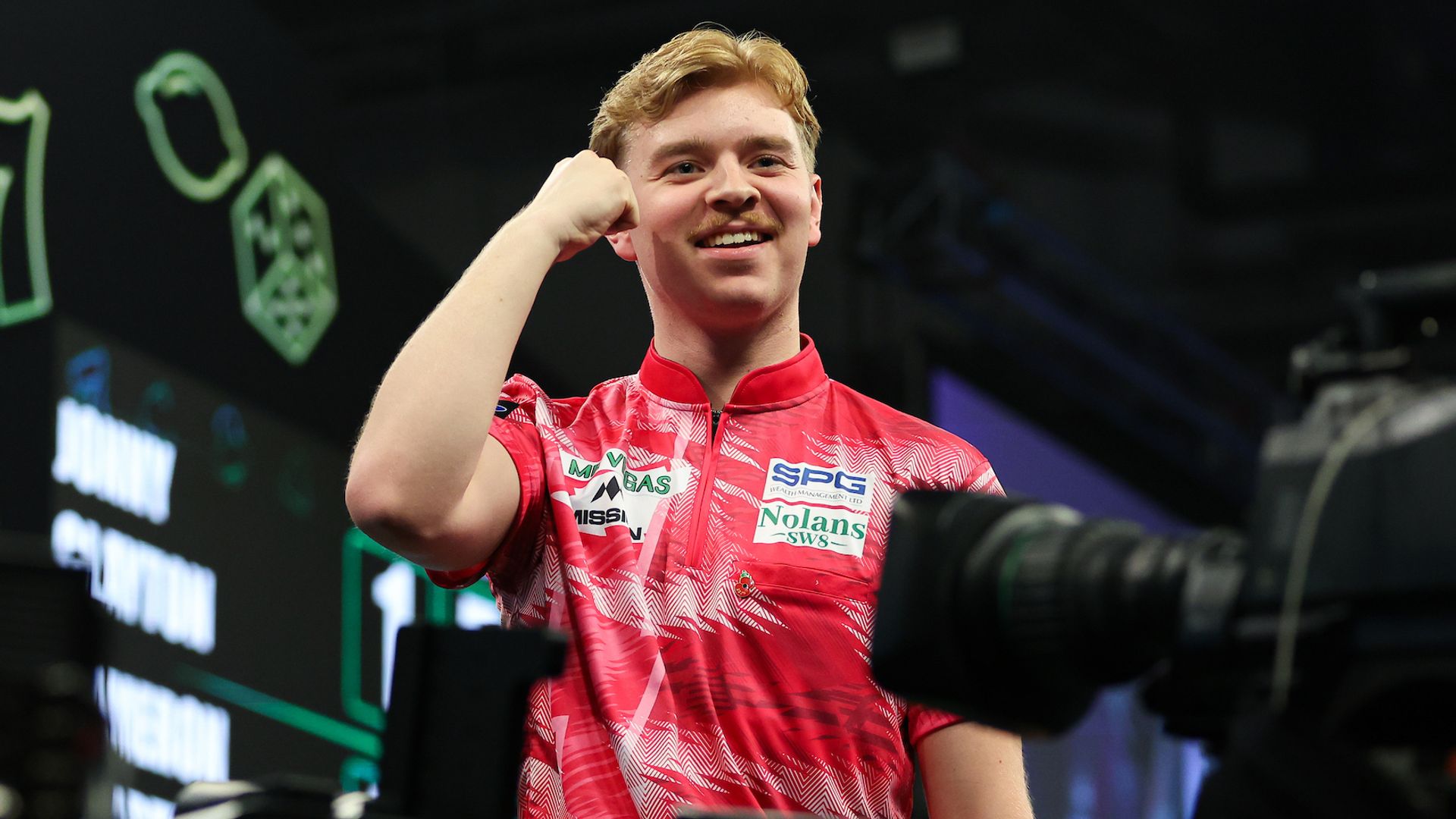 Crabtree's journey from lockdown darts practice to the Ally Pally stage