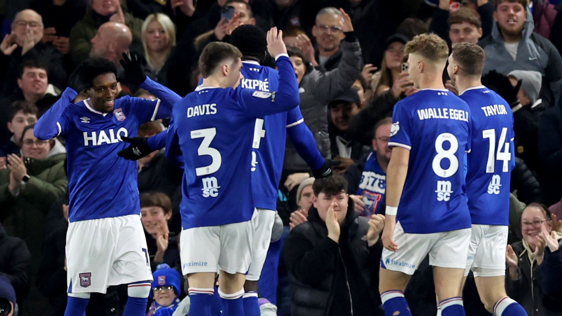 Ipswich lead after Philogene stunner; Leicester ahead - EFL on Sky LIVE! 