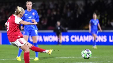 Arsenal's Beth Mead scores their side's first goal of the game during UEFA Women's Champions League