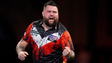 Michael Smith has taken cortisone injections in order to be fit and ready for his opening match against Lisa Ashton at the World Darts Championship