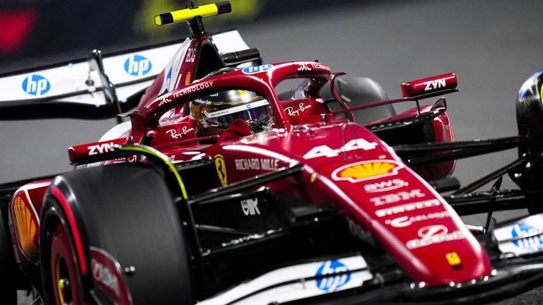 Lewis Hamilton erlebt 2025 einen Horror-Saison in Rot.