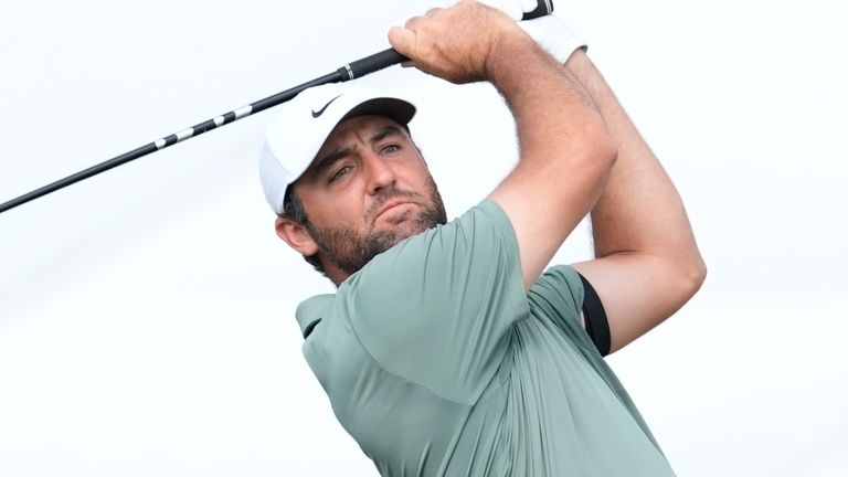 Scottie Scheffler remains in contention at Hero World Challenge