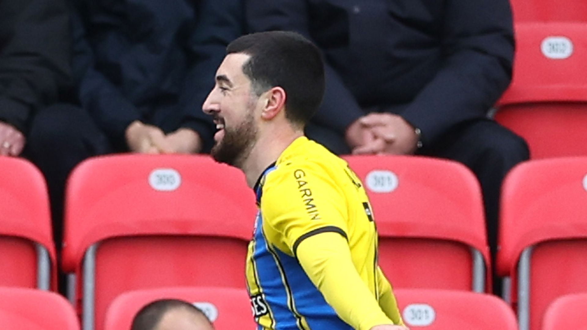 Southampton ease to win at injury-hit Stoke