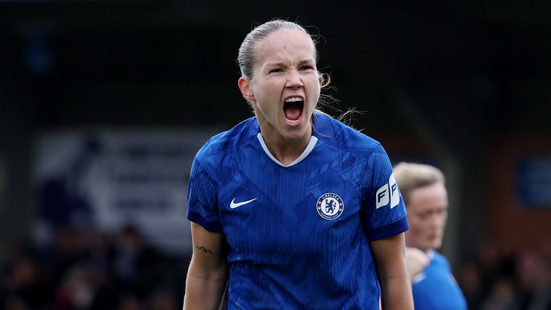 Arsenal change five as Reiten returns for Chelsea in crunch WSL clash LIVE!
