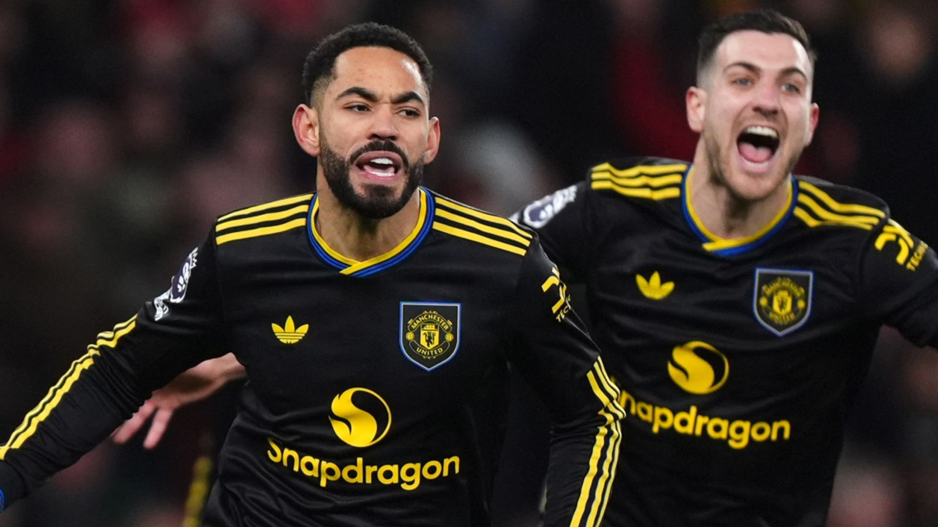 Cunha's stunner seals Man Utd win over leaders Arsenal