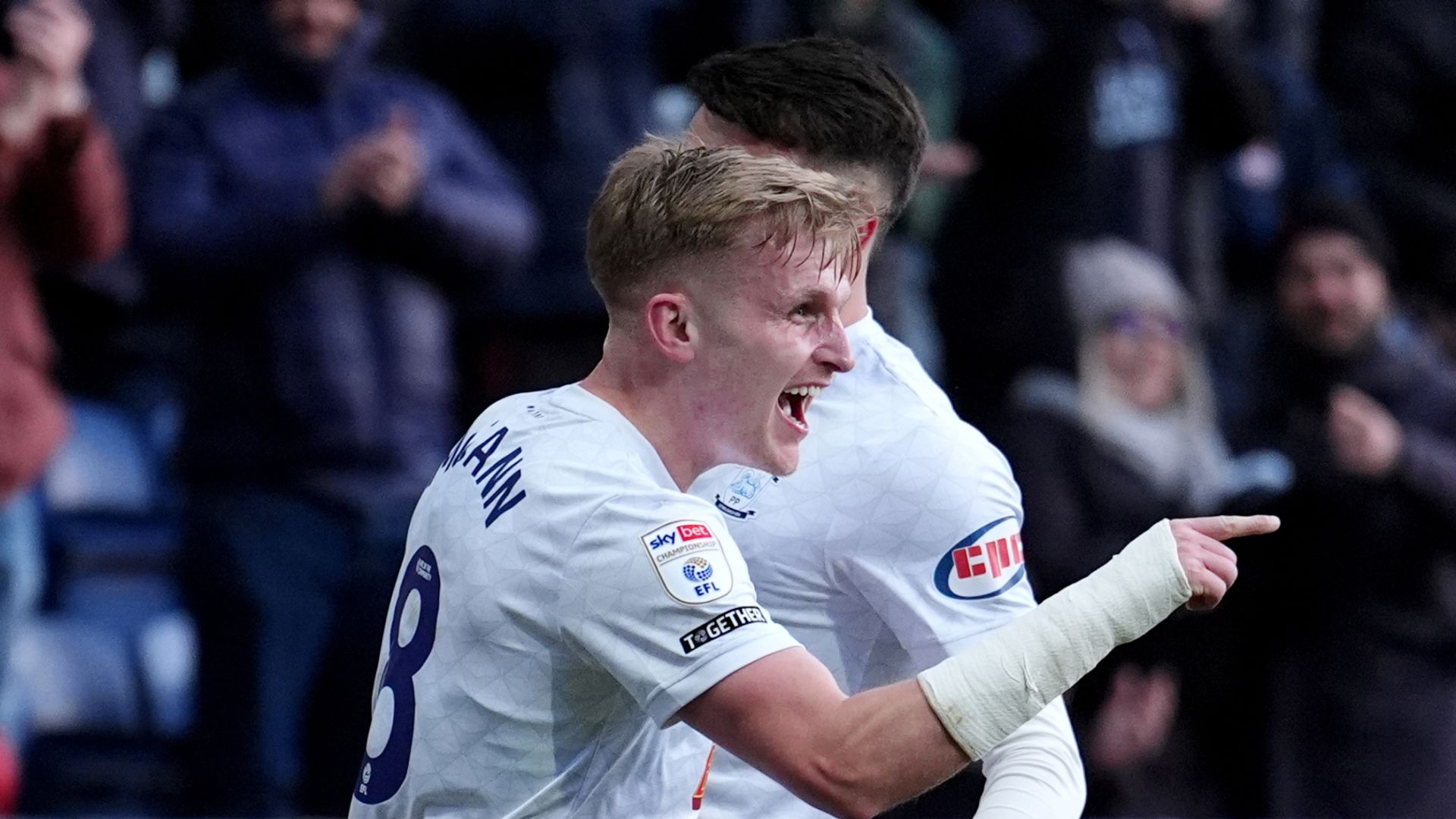 Preston cruise past Sheffield Wednesday