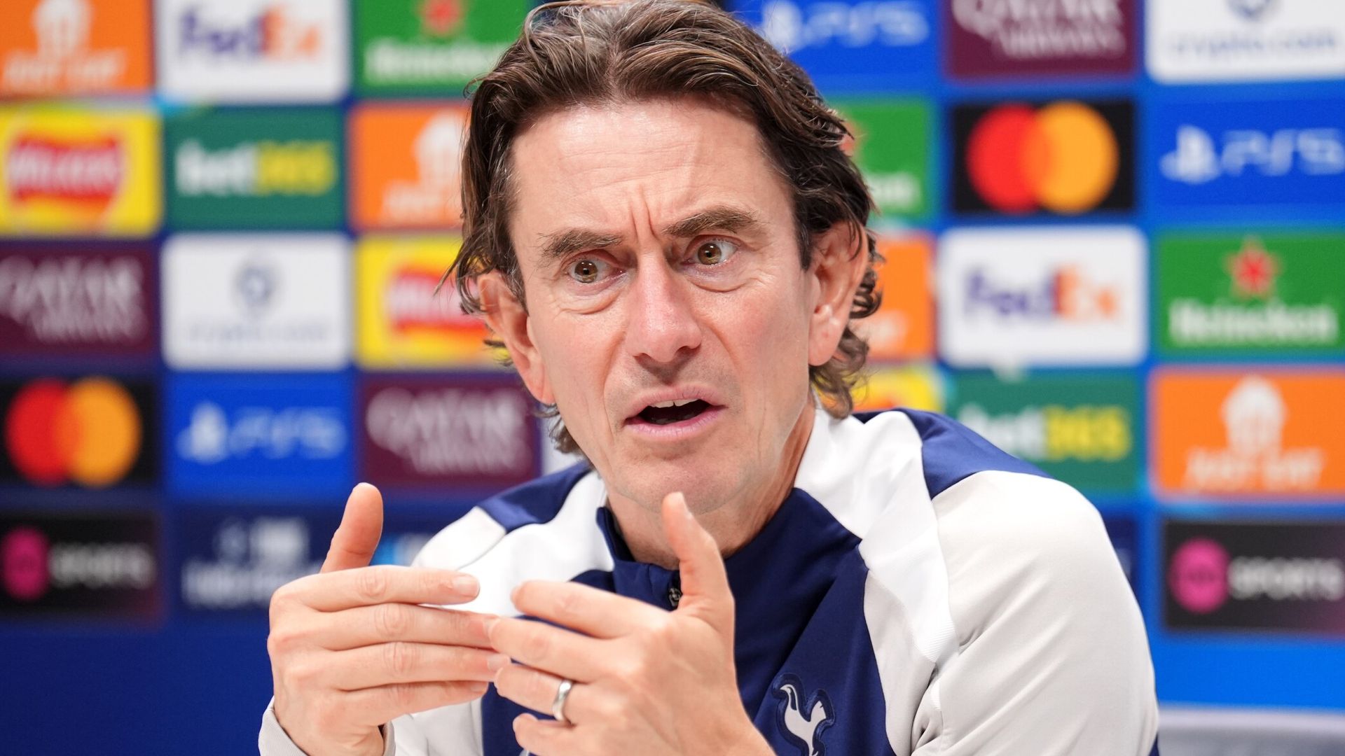 FREE STREAM: Under-pressure Spurs boss Frank faces media LIVE!