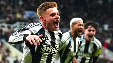 Harvey Barnes celebrates after scoring a last-gasp winner for Newcastle