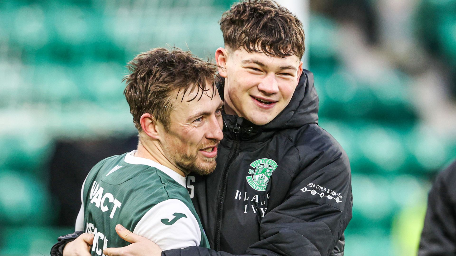 Elding scores first goal as Hibernian ease past St Mirren