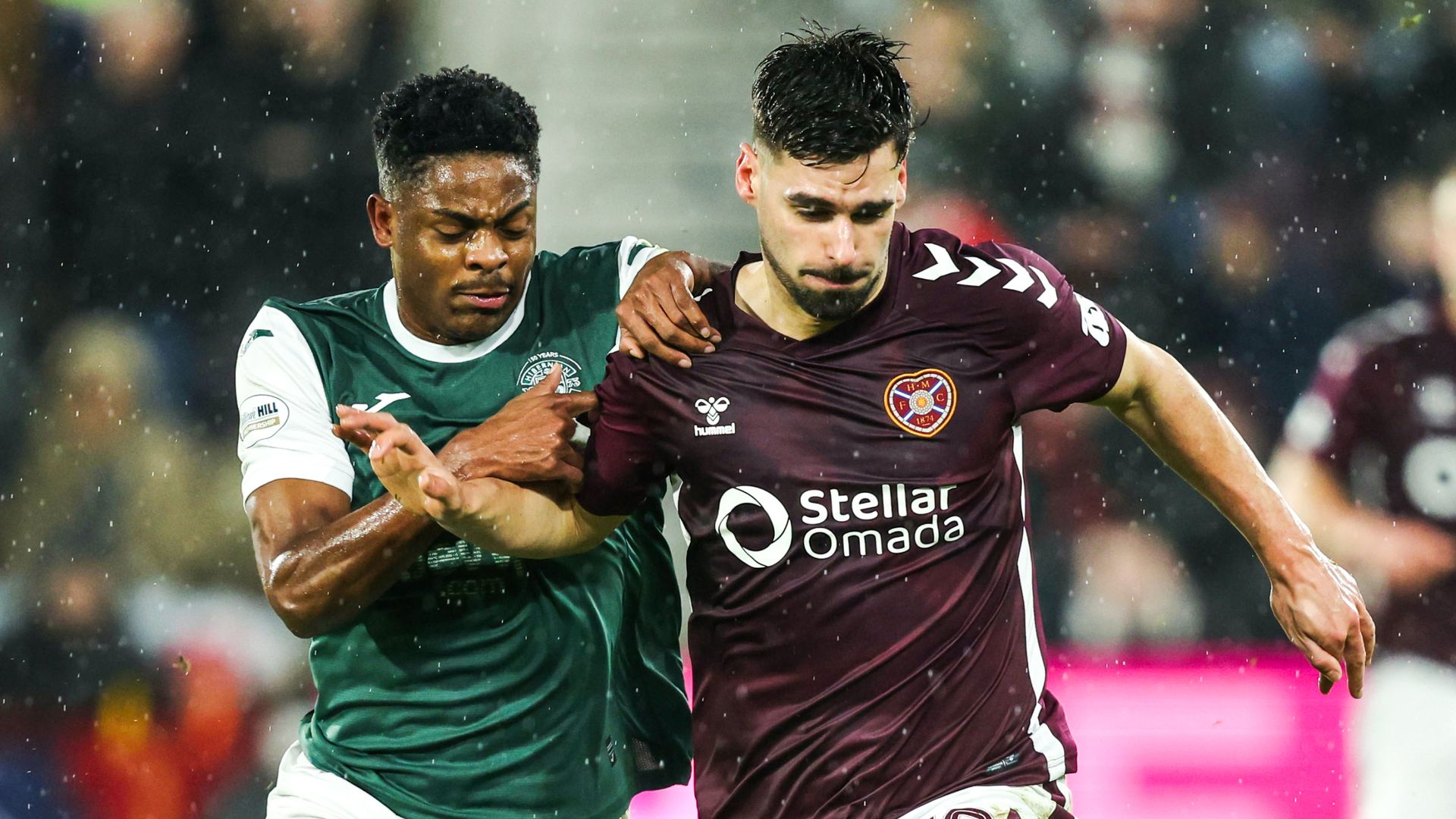Goalless at break after frantic first half in Edinburgh derby LIVE!
