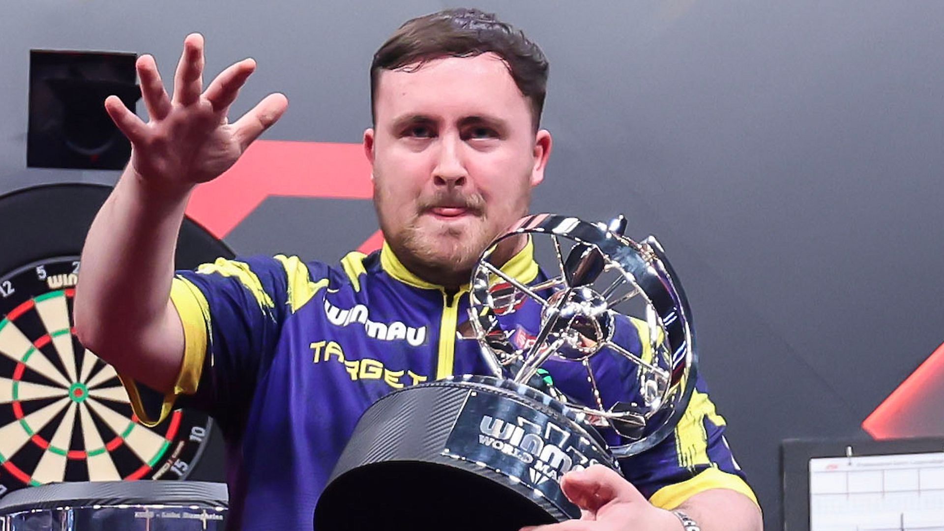 Humphries: Littler is the greatest darts player of all time