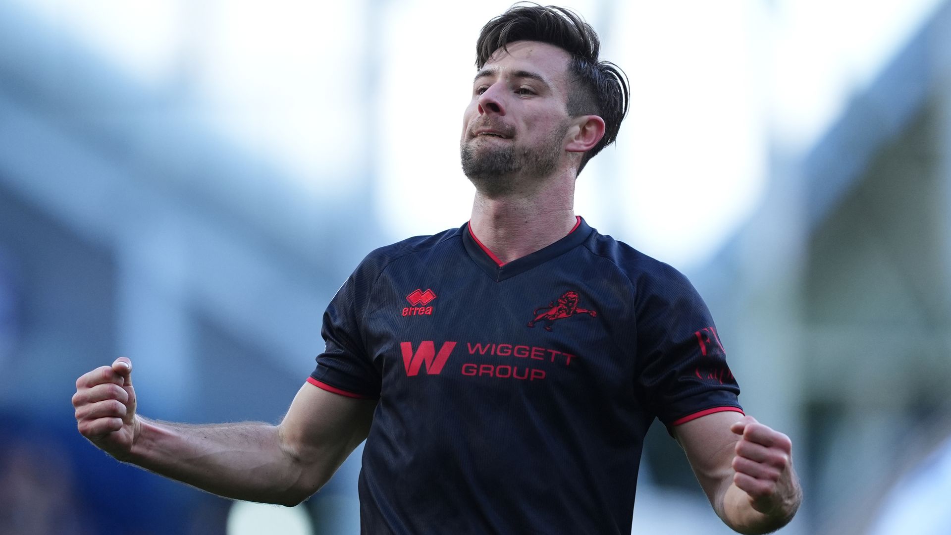 Millwall battle to victory at Preston