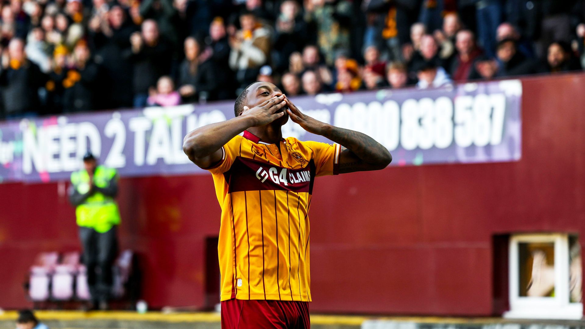 Maswanhise scores twice to earn Motherwell victory