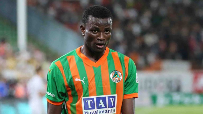 Uchenna Ogundu wechselt von Alanyaspor nach Augsburg.