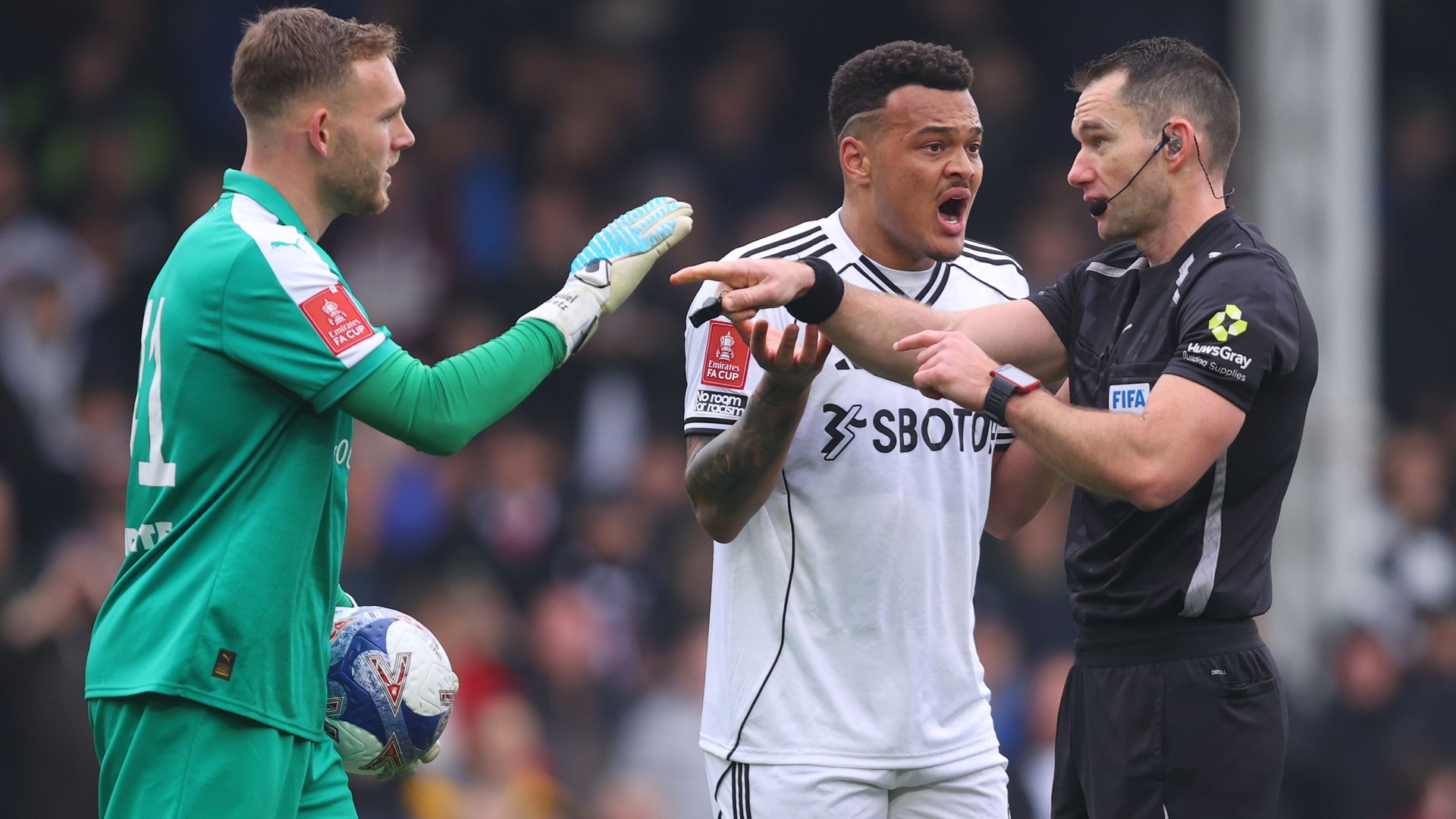 Saints upset Fulham in controversial FA Cup win