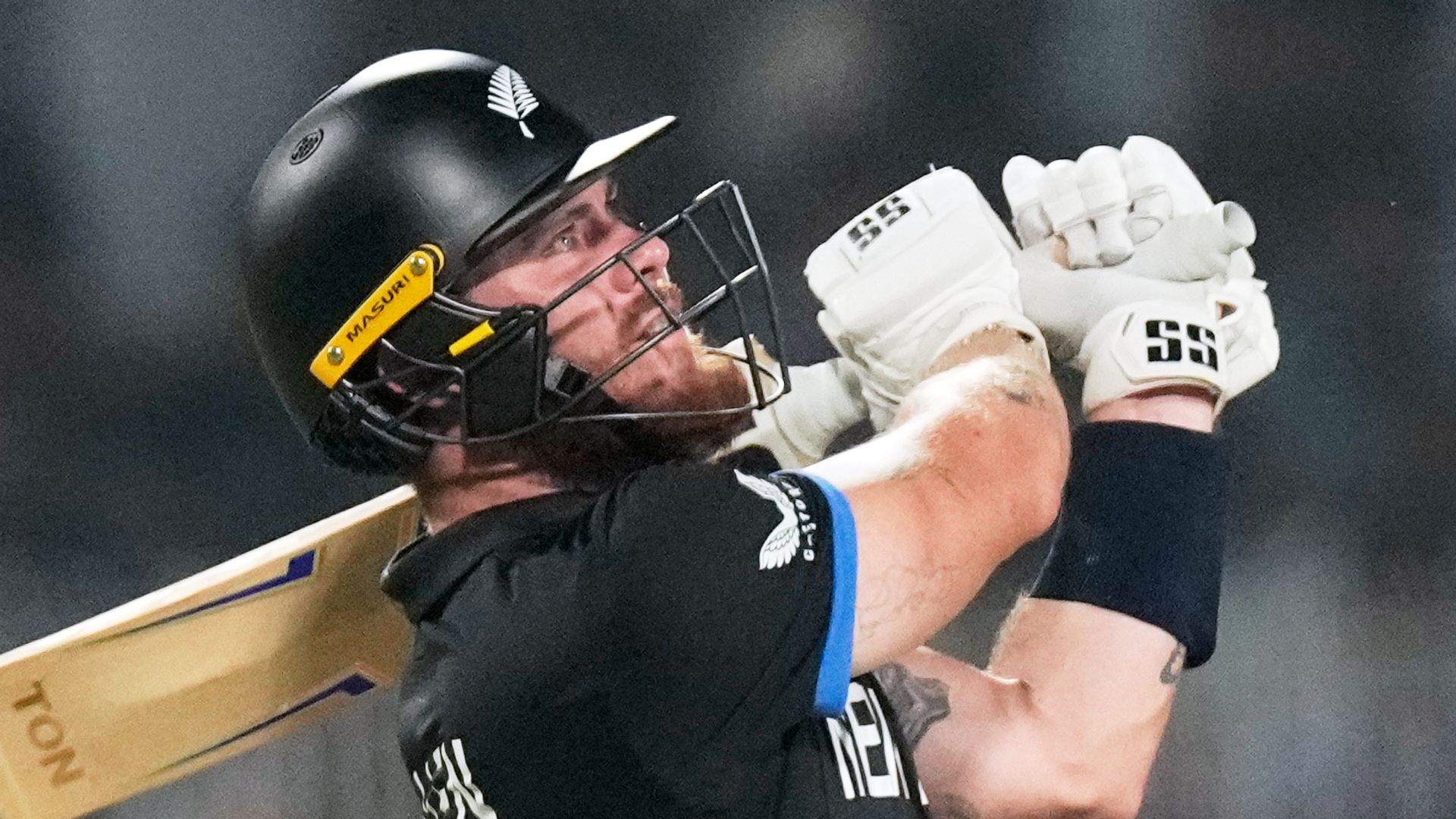 Allen hits record hundred as NZ hammer South Africa to reach final