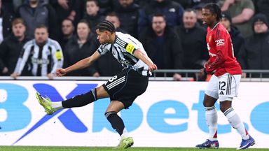 William Osula fires Newcastle into a late 2-1 lead against Manchester United