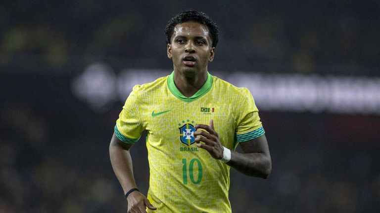 Der Real-Madrid-Star zog sich Anfang März im Spiel gegen FC Getafe einen Riss im vorderem Kreuzband im rechten Knie zu.