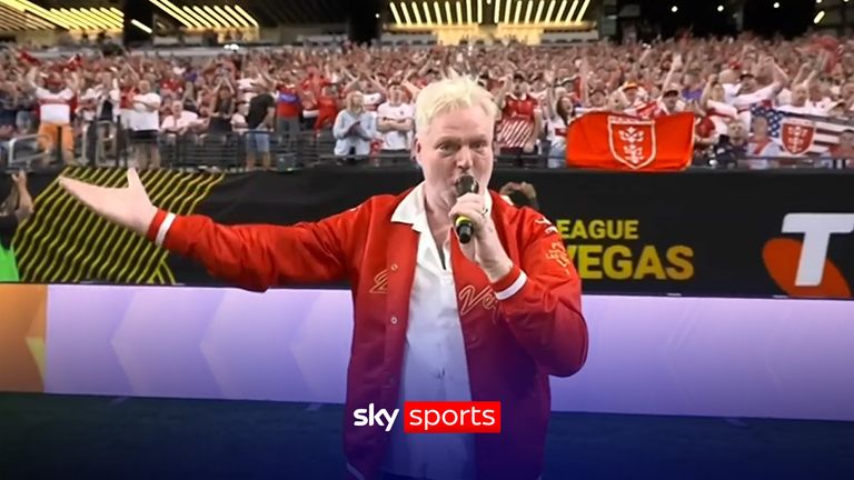 Erasure's Andy Bell gets the crowd going ahead of the Las Vegas clash between Leeds and Hull KR