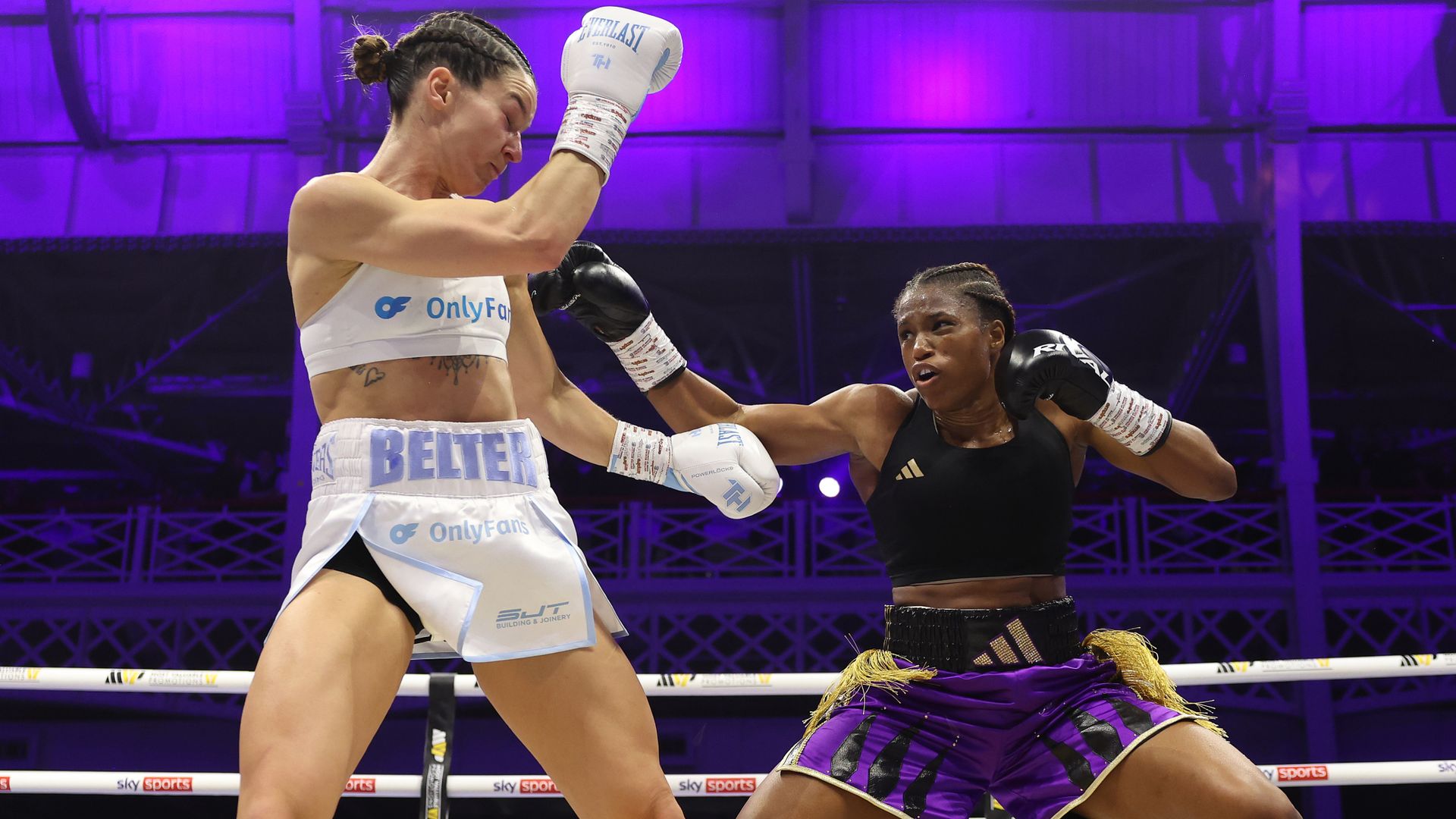 Dubois defeats Harper to win world championship grudge match