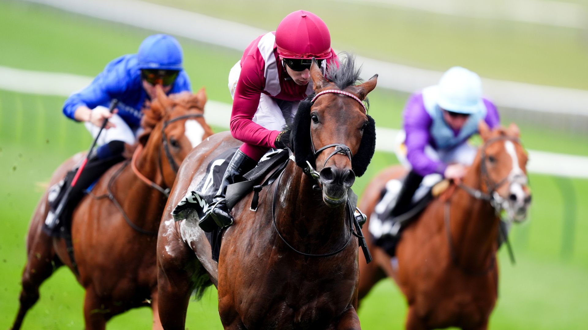 Oxagon scoops Craven success for in-form Gosden team