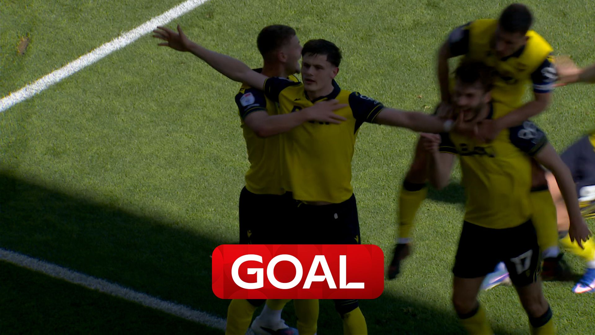 Spurs loanee Lankshear's diving header puts Oxford into late lead at Portsmouth