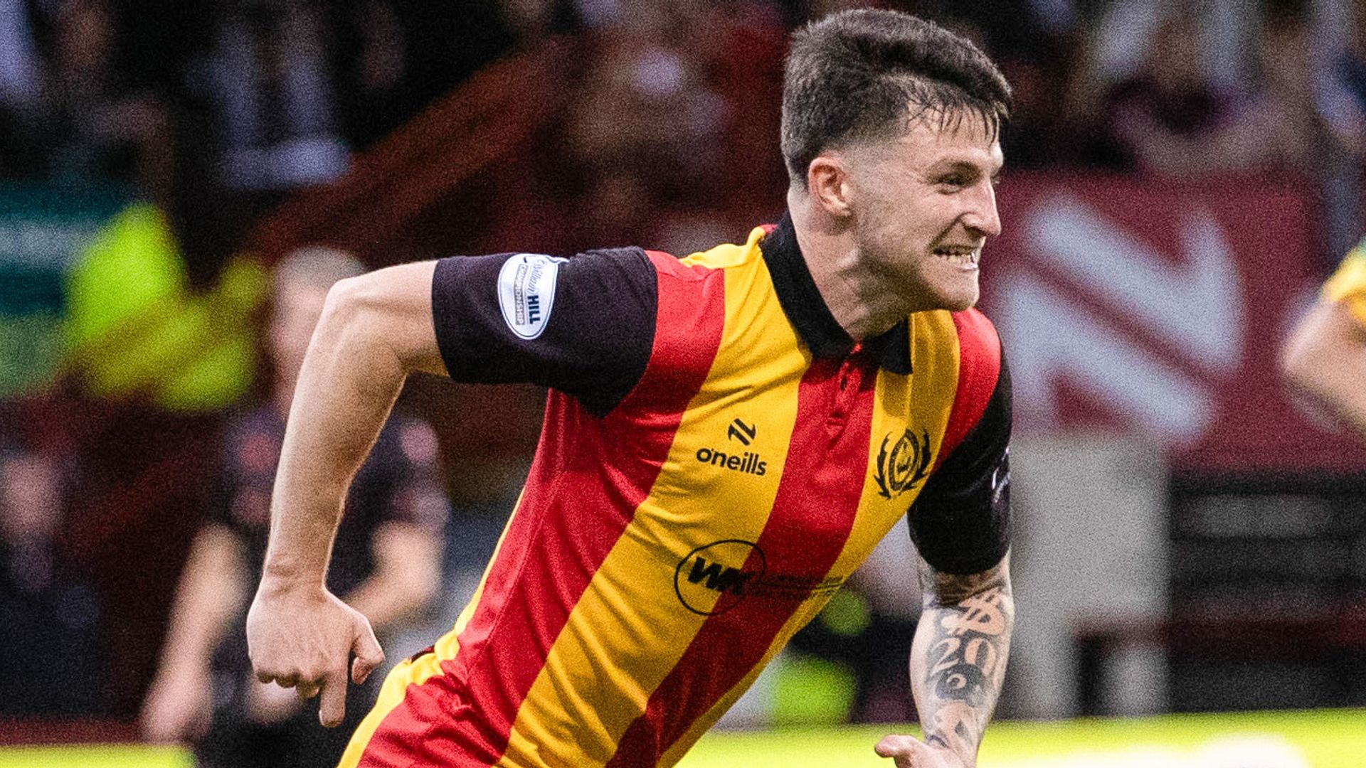St Mirren and Partick Thistle play-off in balance after first leg