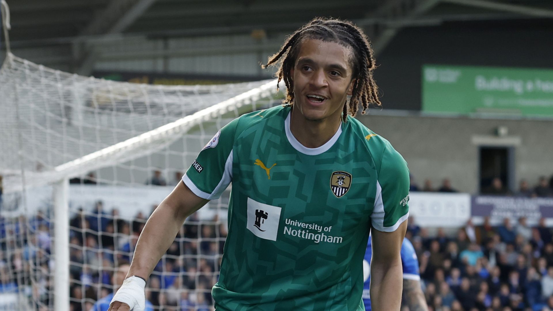 Notts edge first-leg win as Chesterfield rue early pen miss