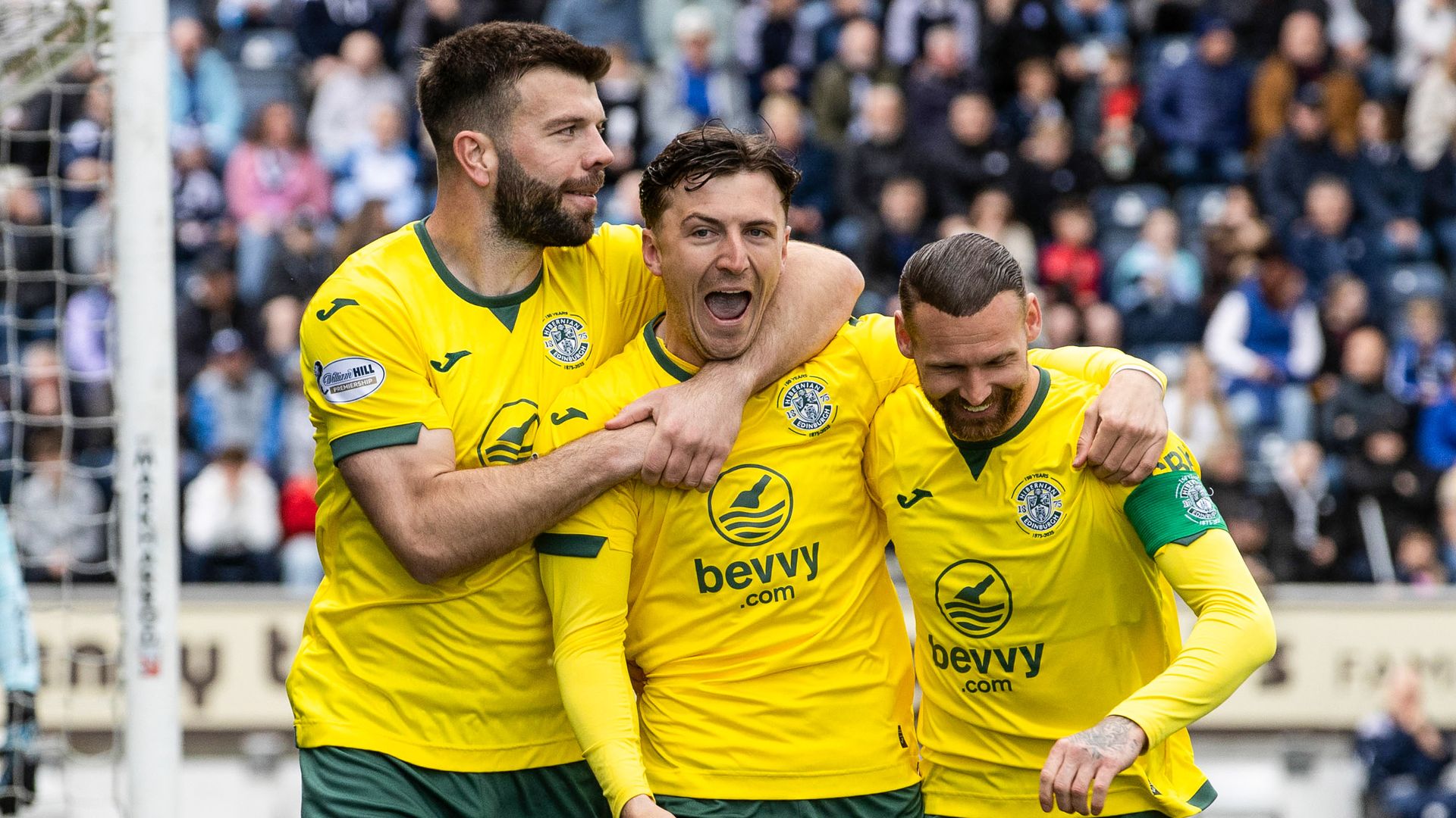 Campbell scores twice on return as Hibernian beat Falkirk to boost Euro hopes