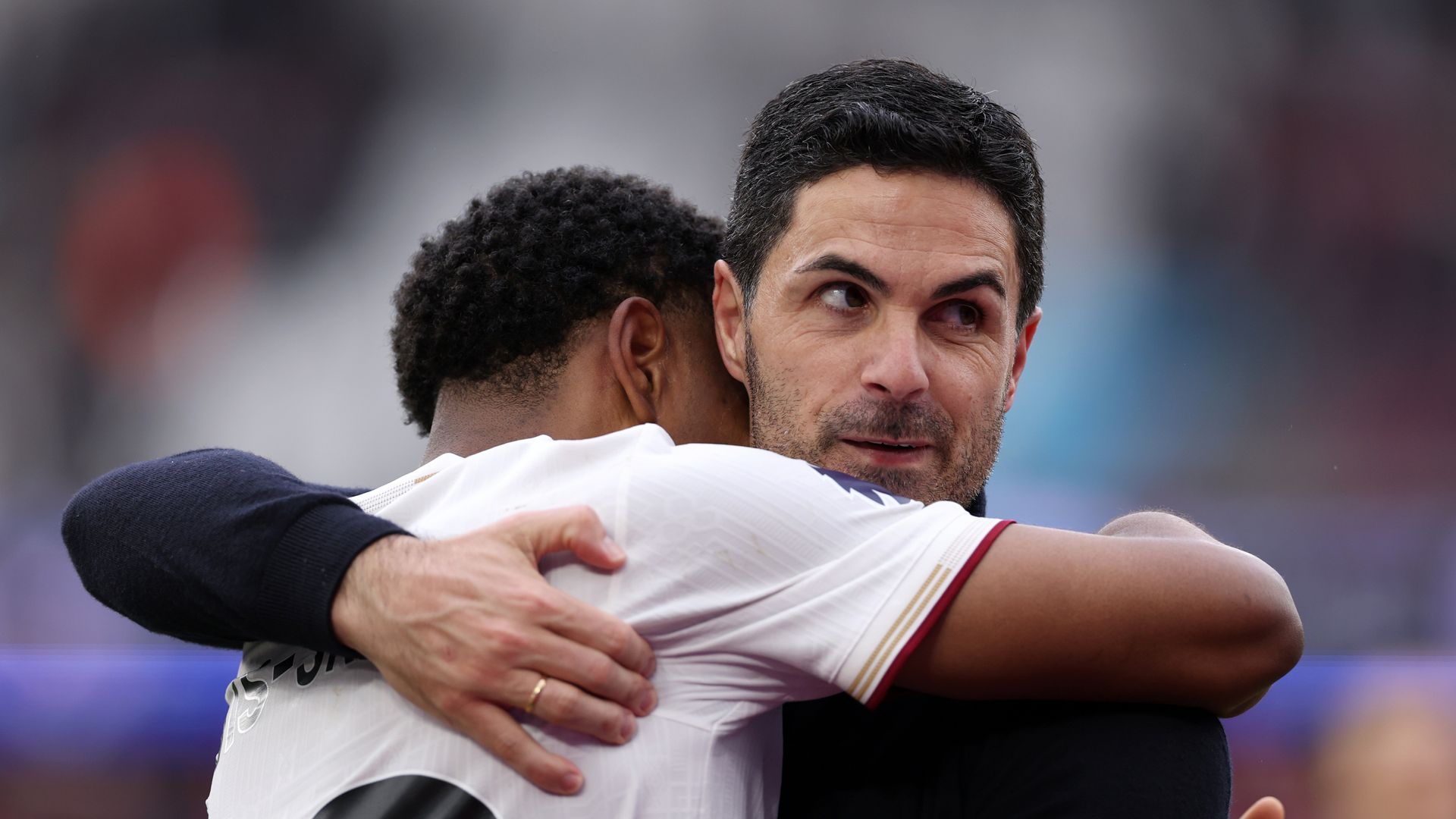 Arteta praises 'bravery' from officials | Nuno: Refs don't know what a foul is