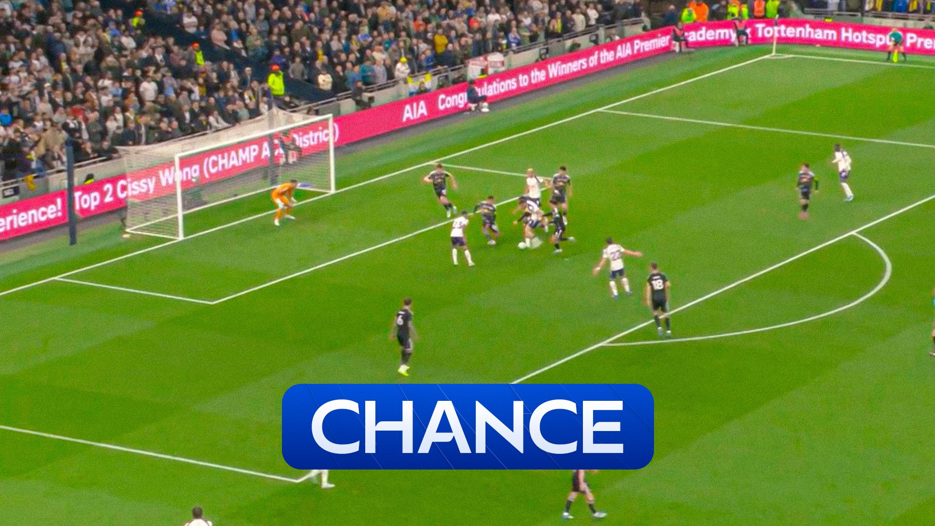 'Sheer persistance!' | Palhinha effort flies over bar as Spurs increase pressure 