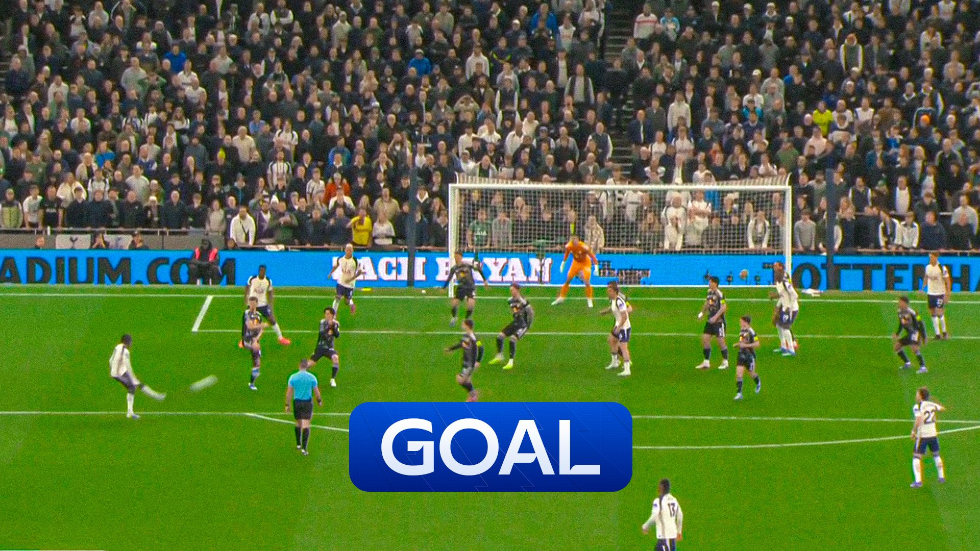 'What a mighty blow that is!' | Tel SCREAMER fires Spurs ahead!