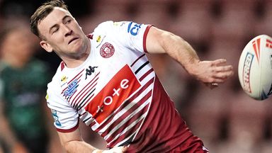 Harry Smith helped resurgent Wigan served notice of their Betfred Super League title intentions