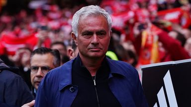  Jose Mourinho’s Benfica got the better of Estoril to go the whole Primeira Liga campaign undefeated