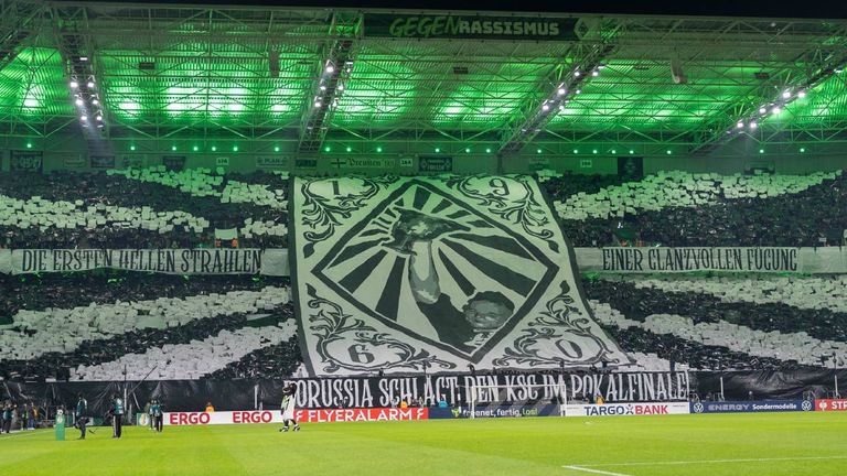 PLATZ 07: Borussia Mönchengladbach (Stadion im Borussia-Park)
Durchschnitt: 51.138 (Kapazität: 54.042)