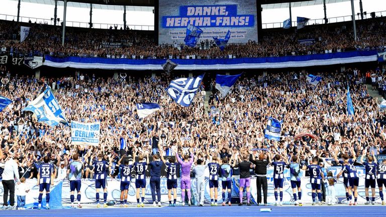 PLATZ 09: Hertha BSC (Olympiastadion)
Durchschnitt: 48.291 (Kapazität: 74.667)