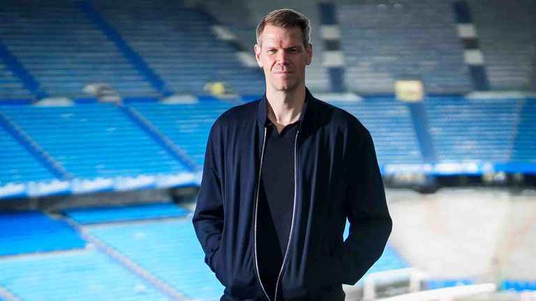 Dr. Eric Huwer im exklusiven Interview mit Sky Sport.