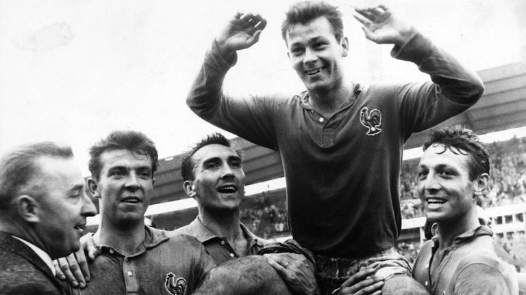 PLATZ 6: Just Fontaine (Frankreich), 13 Tore in 6 Spielen