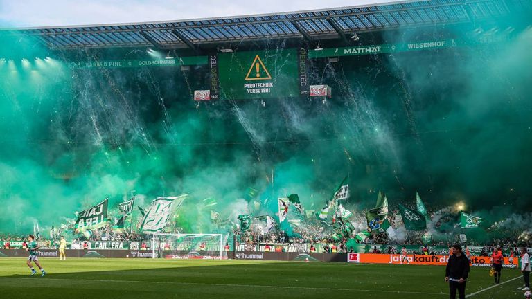 PLATZ 14: SV Werder Bremen (Weserstadion)
Durchschnitt: 41.247 (Kapazität: 41.800)
