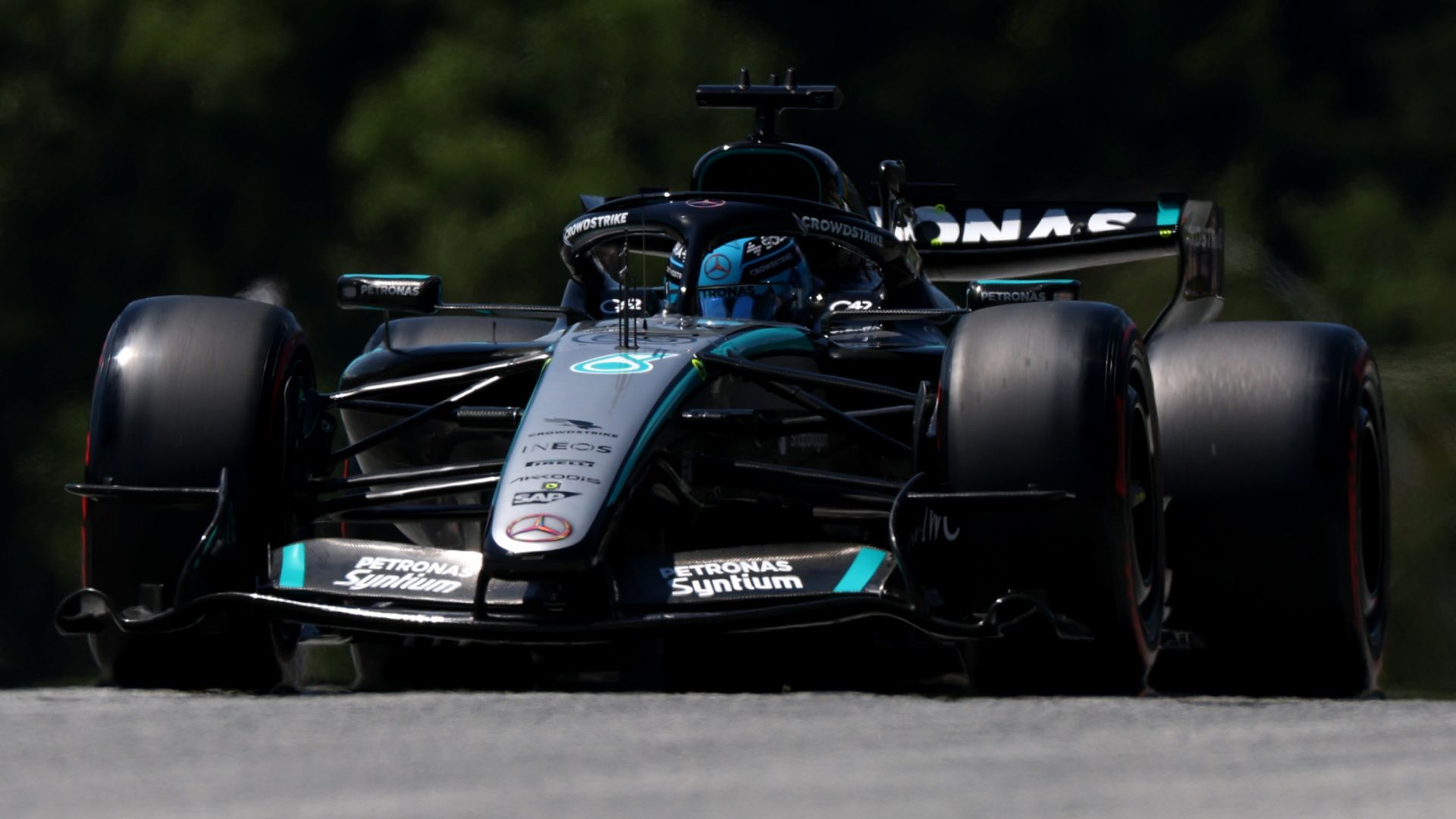 Russell finds late pace to top Antonelli, Hamilton in final Austria practice