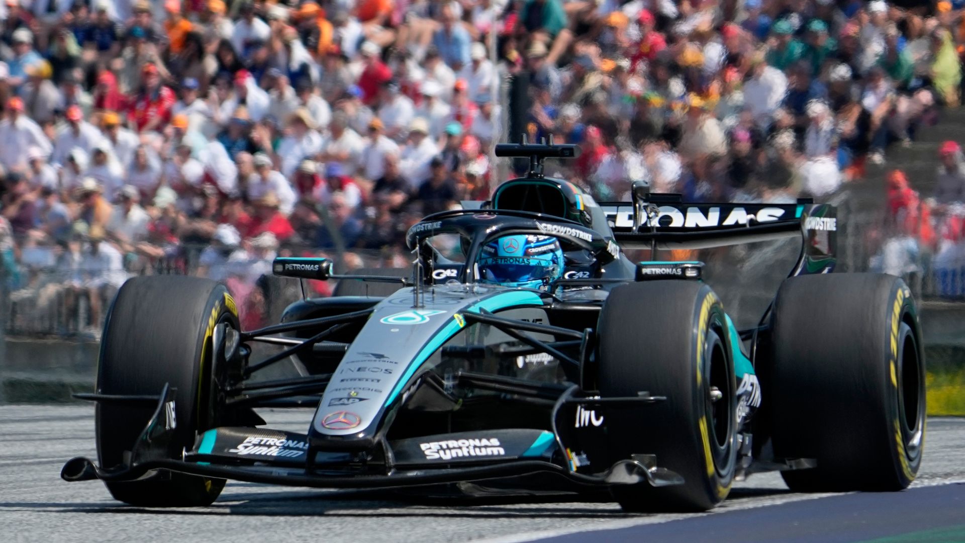 Austrian GP: Verstappen closing on Russell in battle for lead LIVE!
