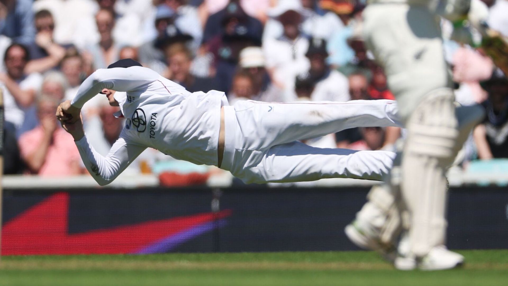 Bethell takes superb catch as England bag second New Zealand wicket LIVE!