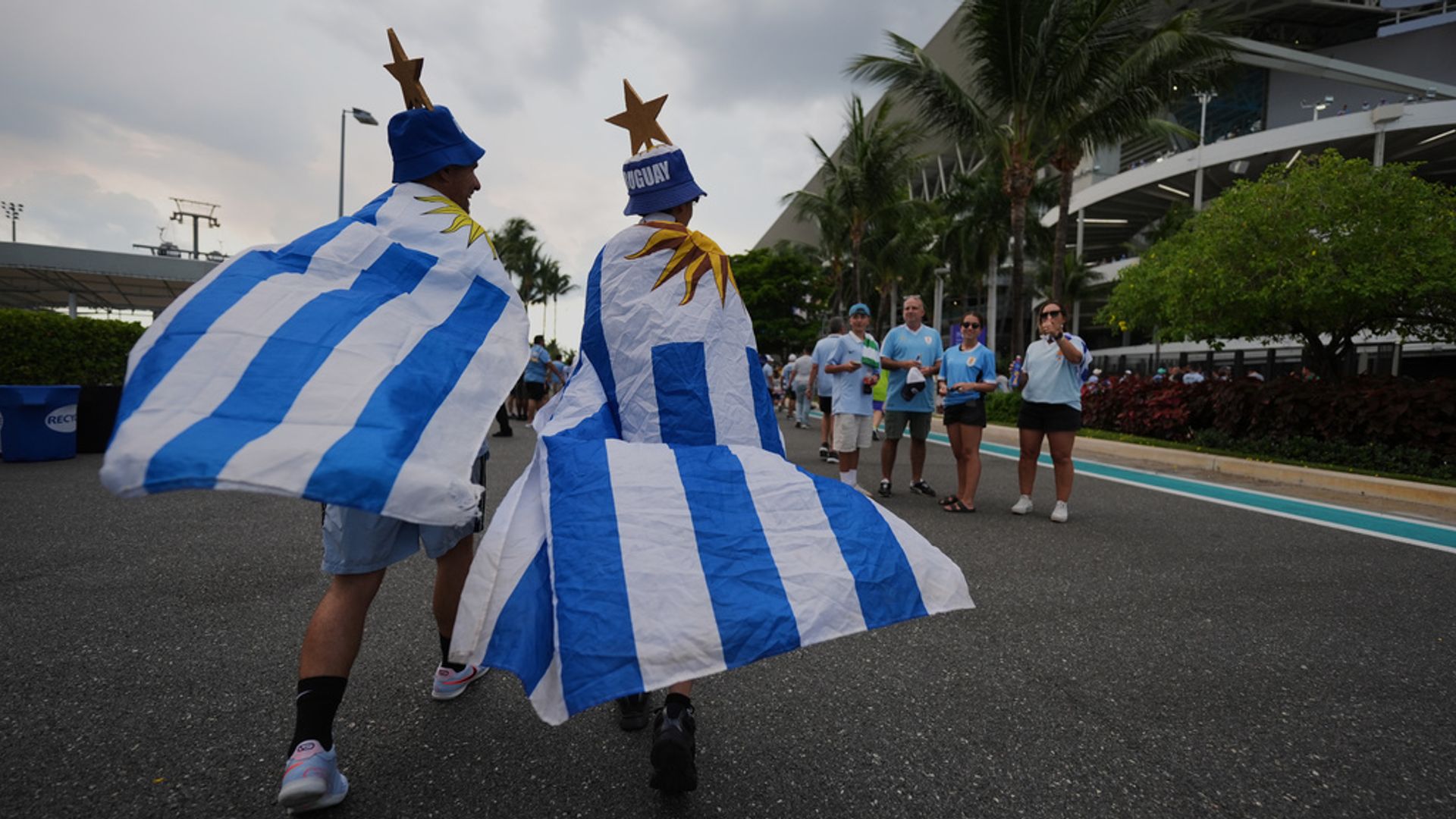 Saudi Arabia vs Uruguay LIVE!