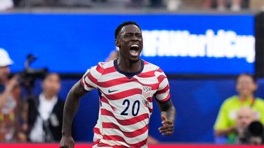 Folarin Balogun's double set the US on their way to a superb opening victory on home soil