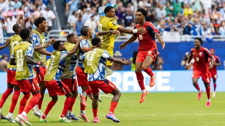 Kap Verde ist die erste Mannschaft seit 1966, die ihr erstes Tor bei einer FIFA-Weltmeisterschaft durch einen direkten Freistoss erzielt hat.