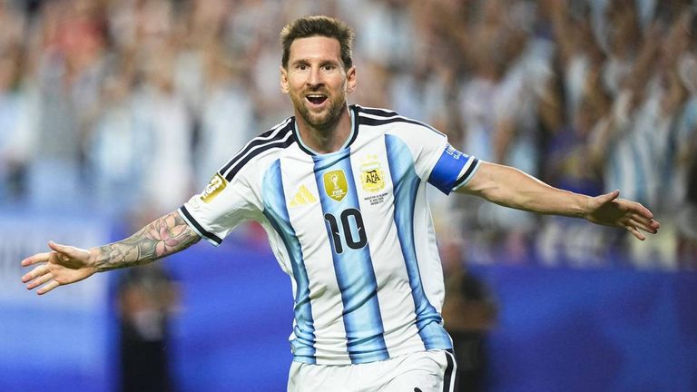 Lionel Messi hat, nach seinem Dreierpack gegen Algerien, in seiner WM-Karriere fünf Tore von ausserhalb des Strafraumes erzielt und somit ei 