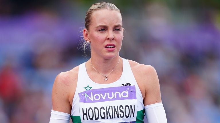 Hodgkinson approaches the start-line in Birmingham before withdrawing
