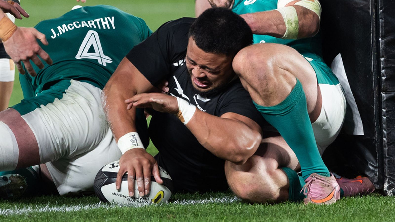 New Zealand 40 – 21 Ireland New Zealand 40 – 21 Ireland