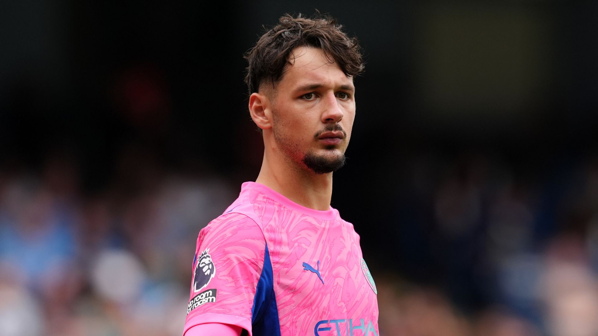 Leeds in talks with Man City over deal for Trafford