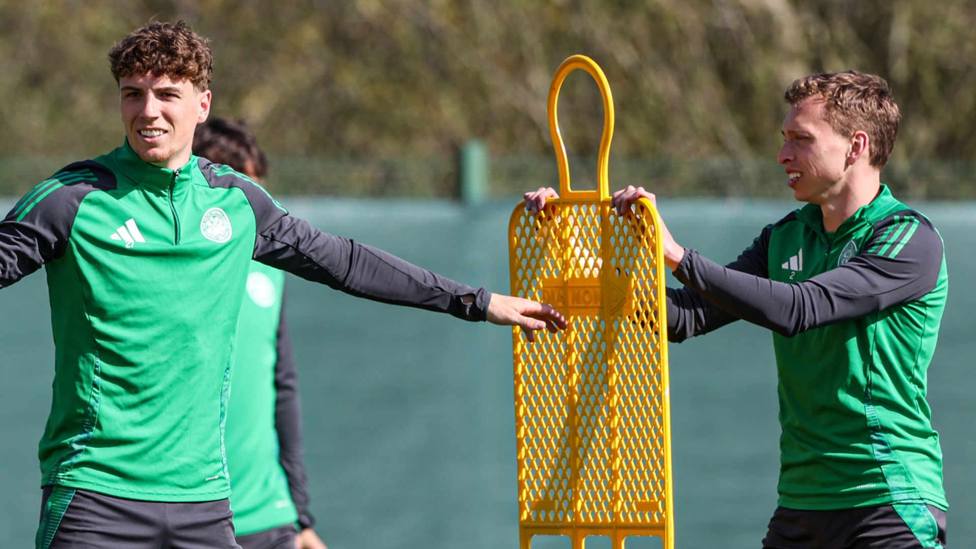 O'Neill: West Ham Engels bid doesn't meet valuation, Everton want Johnston